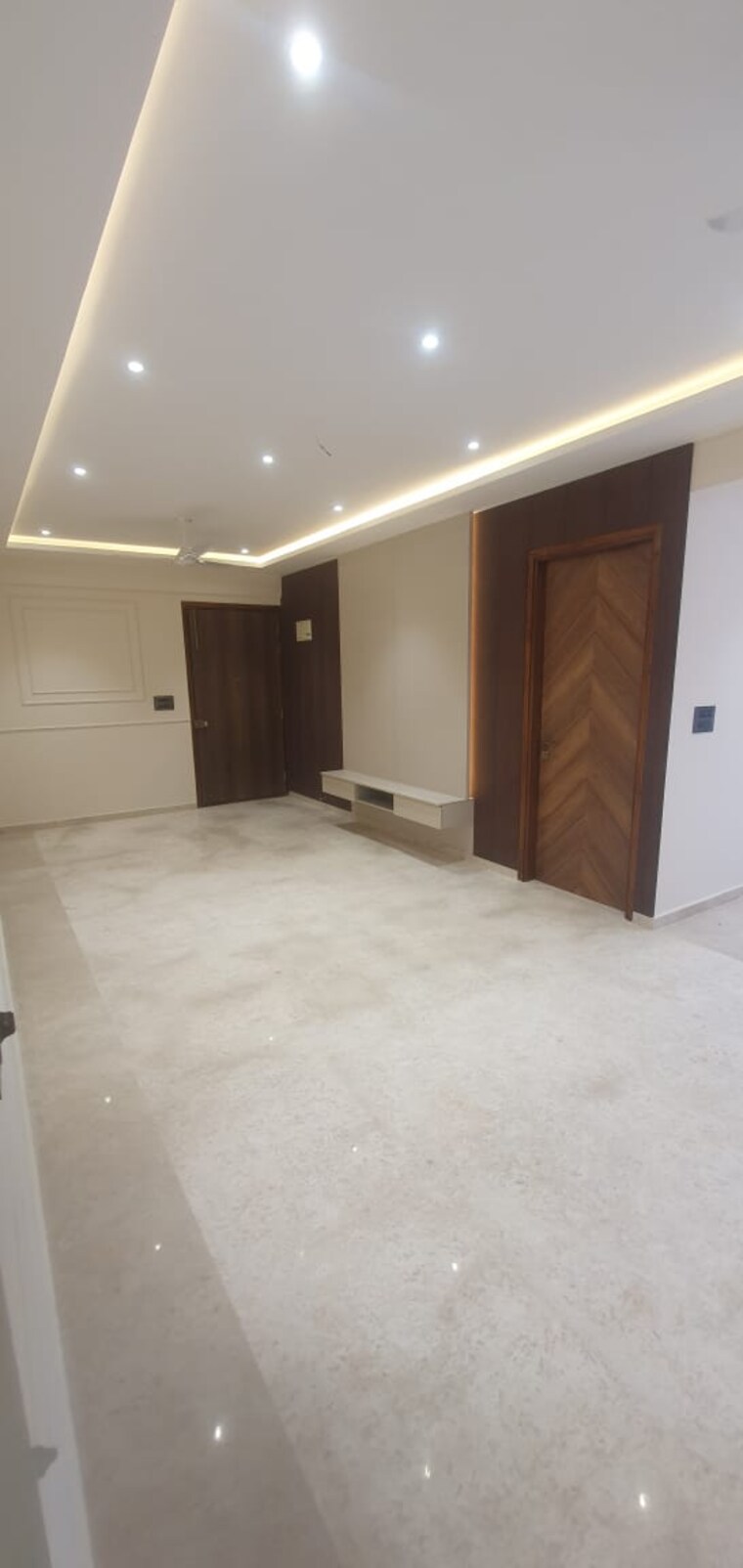 Room, halasuru 3 Bedroom 1850 Sq.Ft. Apartment In Halasuru Bangalore 9604771