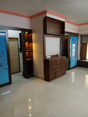 2 BHK Apartment For Sale in Datta Tower, Parel