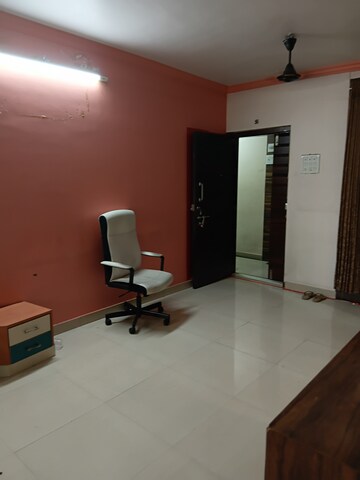 Furnished Amenities in 2 BHK Apartment at Datta Tower, Parel – for Sale