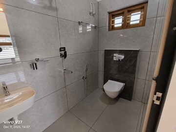 Bathroom in 4 BHK Independent House at Peroorkada – for Sale