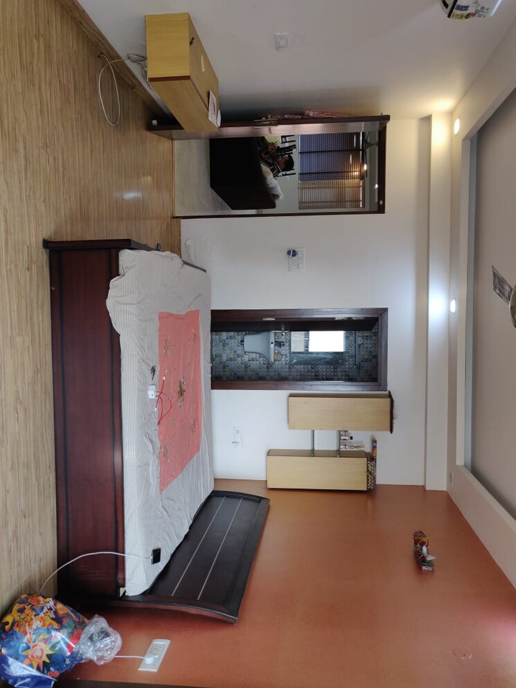 Room, sector 12 dwarka 4 Bedroom 2000 Sq.Ft. Apartment In Sector 12 Dwarka Delhi 9604835