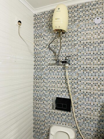 Bathroom in 4 BHK Apartment at Sector 12 Dwarka – for Rent