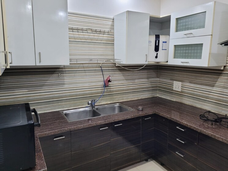 Kitchen, sector 12 dwarka 4 Bedroom 2000 Sq.Ft. Apartment In Sector 12 Dwarka Delhi 9604835