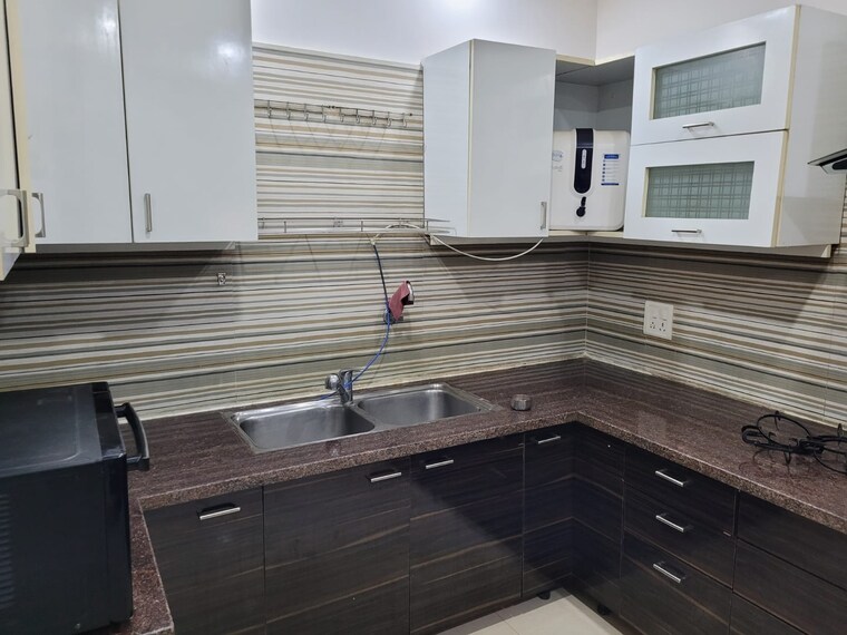 Kitchen, sector 12 dwarka 4 Bedroom 2000 Sq.Ft. Apartment In Sector 12 Dwarka Delhi 9604835