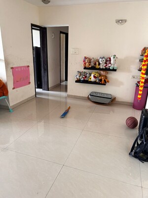 Parking in 2 BHK Apartment at K Raheja Corp Maple Leaf, Powai – for Rent