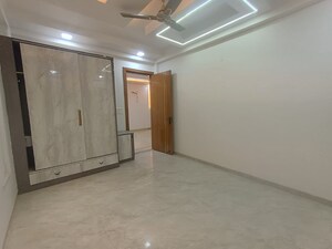 Room in 4 BHK Builder Floor at Vasundhara Sector 3 – for Sale