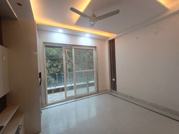 4 BHK Builder Floor for Sale in Vasundhara Sector 3, Ghaziabad