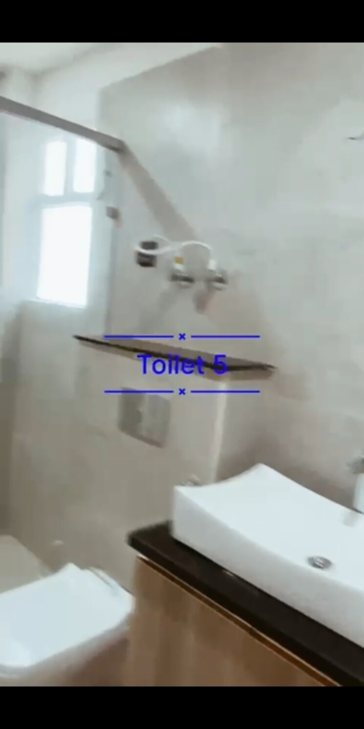 Bathroom, laxmi-villa 6 Bedroom 180 Sq.Yd. Villa In Raj Nagar Extension Ghaziabad 9605164