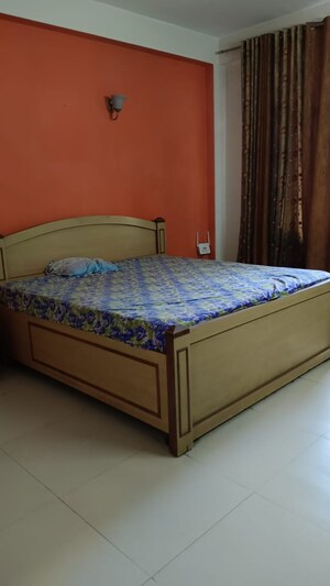 Bedroom in 3 BHK Builder Floor at SS The Lilac, Sector 49 – for Rent