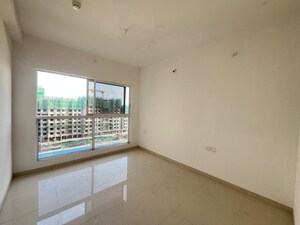 Room in 3 BHK Apartment at Godrej Boulevard, Manjari – for Rent