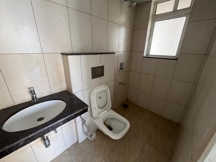 Attached Bathroom, godrej-boulevard 3 Bedroom 789 Sq.Ft. Apartment In Manjari Pune 9604888