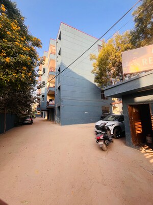 2 BHK Builder Floor – Exterior View View at Sector 39 - for Rent