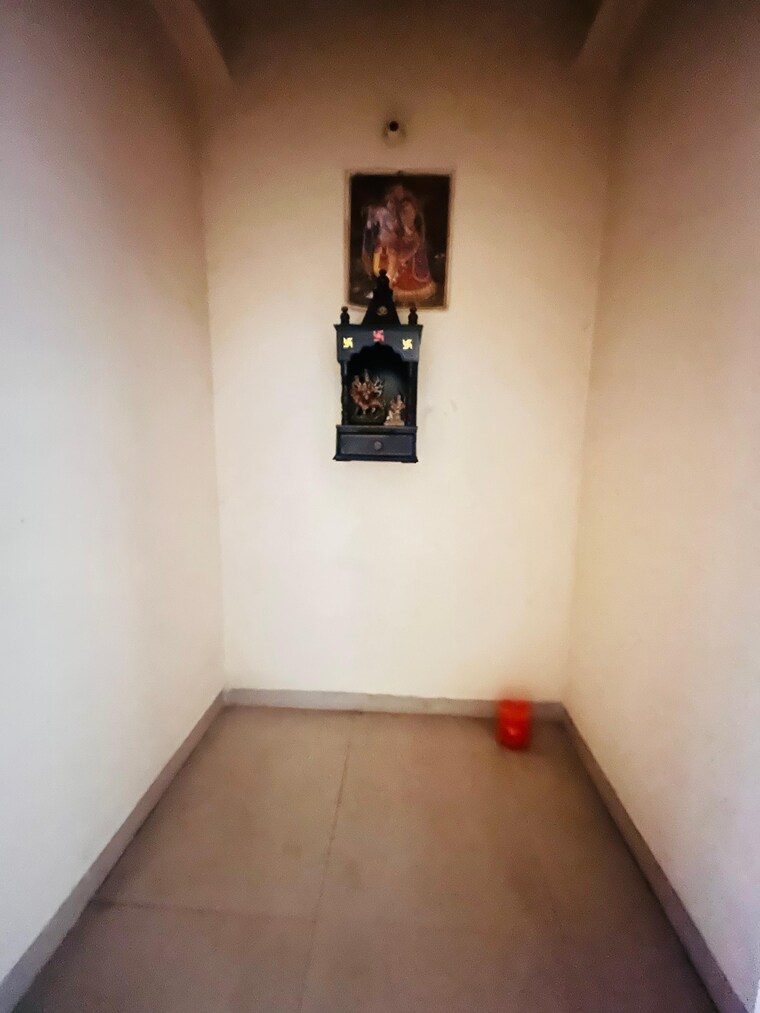 Other, sector 39 2 Bedroom 1000 Sq.Ft. Builder Floor In Sector 39 Gurgaon 9605045