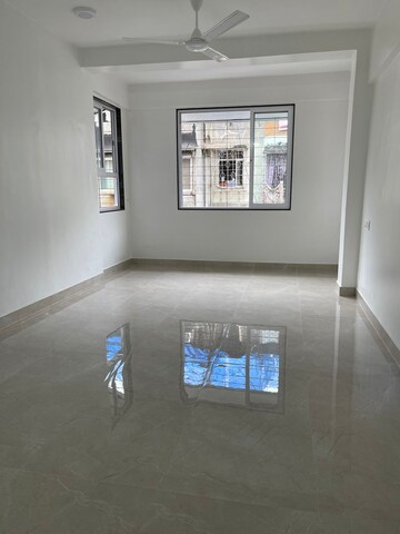 Room in 1 BHK Apartment at Shefali Apartment Santacruz, Santacruz West – for Rent