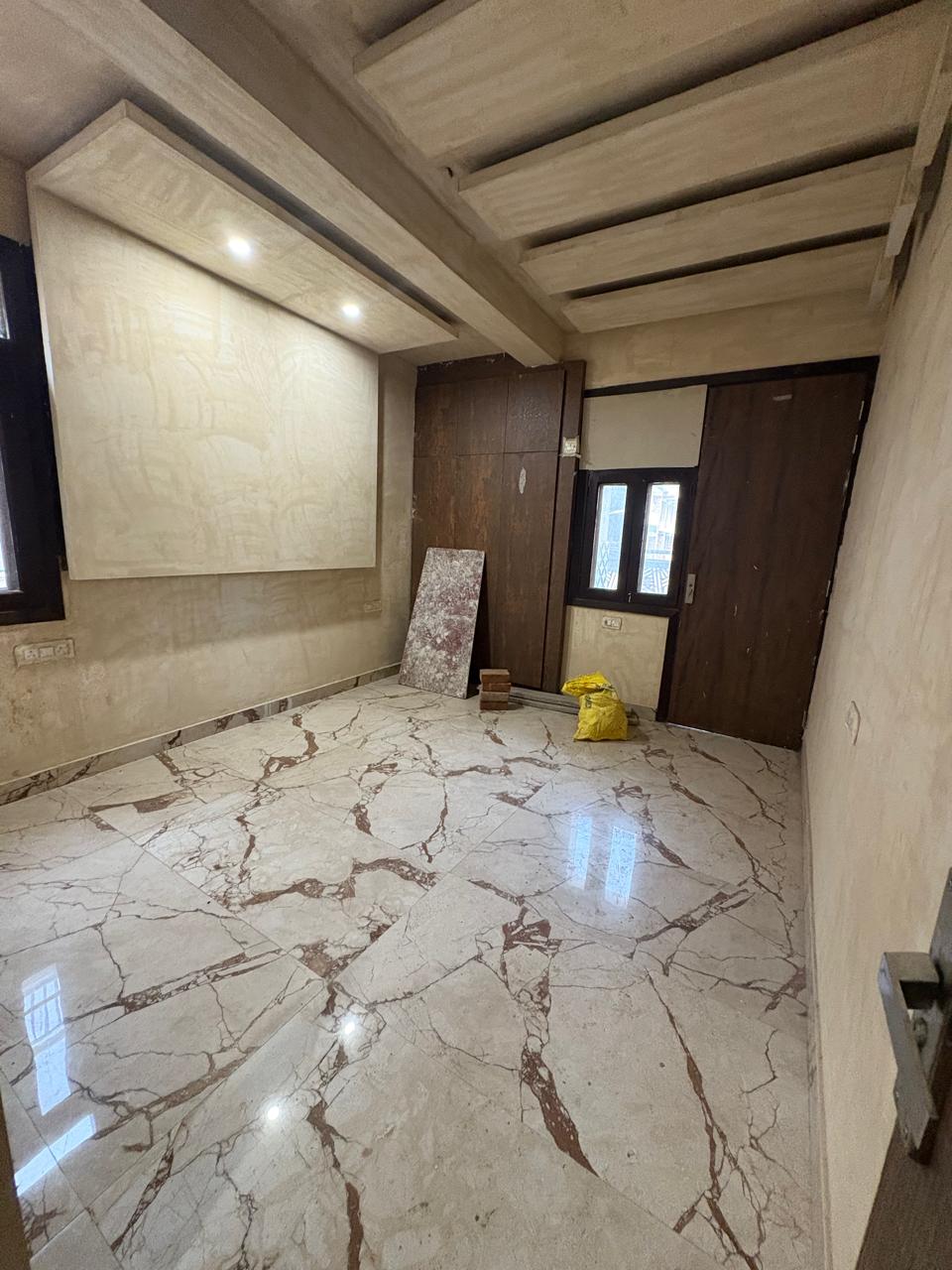 3 BHK Apartment For Sale in Rajnigandha Apartment 