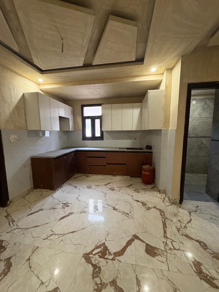 Kitchen, sector 10 dwarka 3 Bedroom 1450 Sq.Ft. Apartment In Sector 10 Dwarka Delhi 9605056