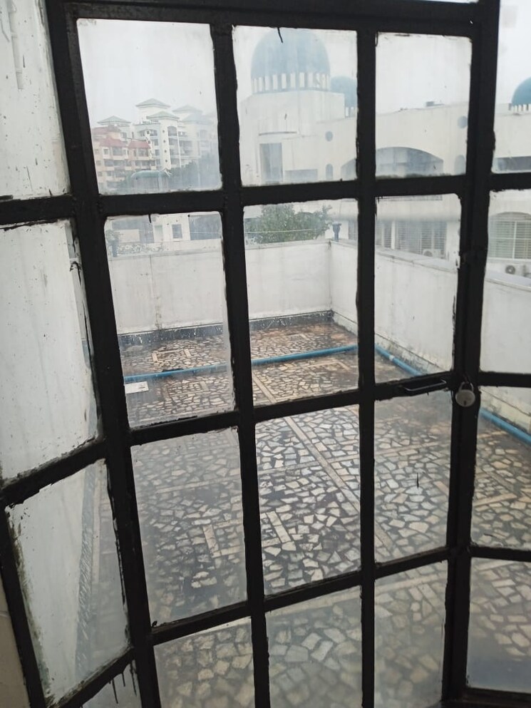 Balcony, om-utopia 3 Bedroom 2500 Sq.Ft. Penthouse In Wanowrie Pune 9605008