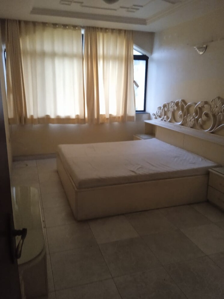 Bedroom, om-utopia 3 Bedroom 2635 Sq.Ft. Penthouse In Wanowrie Pune 9605275