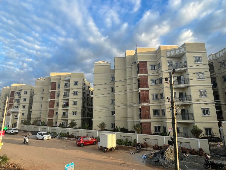 Exterior View, ds-max-sahara 3 Bedroom 2000 Sq.Ft. Apartment In Hosa Road Bangalore 9605060