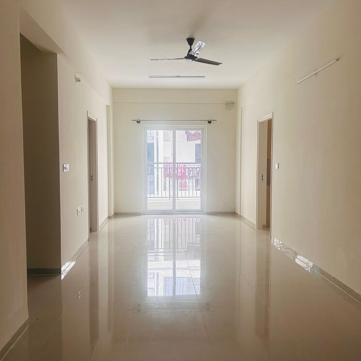 Room, ds-max-sahara 3 Bedroom 2000 Sq.Ft. Apartment In Hosa Road Bangalore 9605060