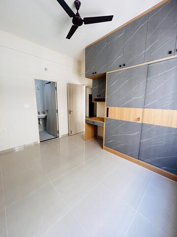 Bedroom in 3 BHK Apartment at DS MAX Sahara, Hosa Road – for Rent