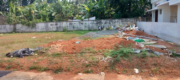 undefined, ollur  3049 Sq.Ft. Plot In Ollur Thrissur 9605218
