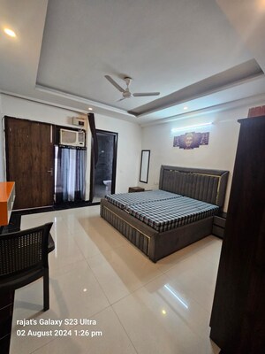 Bedroom in 1 BHK Builder Floor at Sector 31 – for Rent