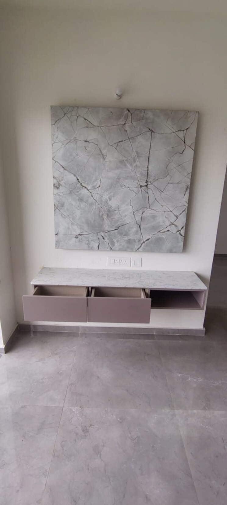 Living Room, tulip-yellow 3 Bedroom 1704 Sq.Ft. Apartment In Sector 69 Gurgaon 9605179