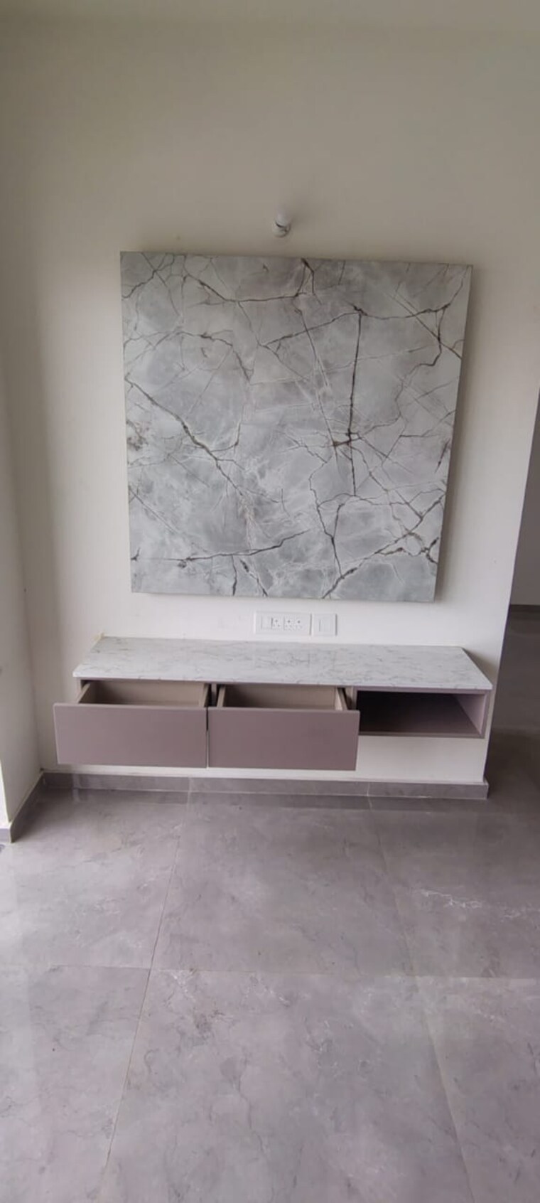 Living Room, tulip-yellow 3 Bedroom 1704 Sq.Ft. Apartment In Sector 69 Gurgaon 9605179