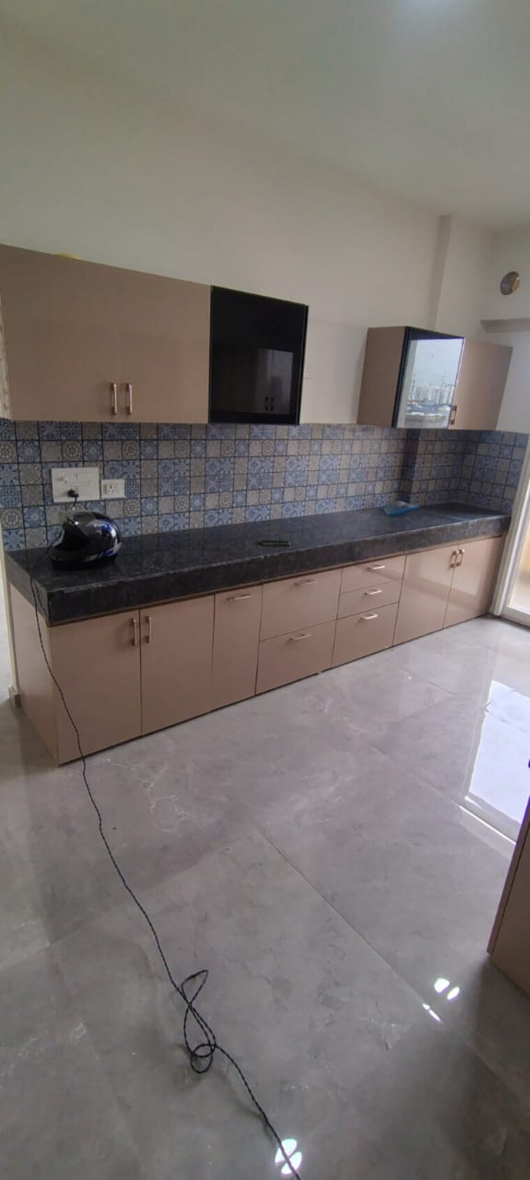 Kitchen, tulip-yellow 3 Bedroom 1704 Sq.Ft. Apartment In Sector 69 Gurgaon 9605179
