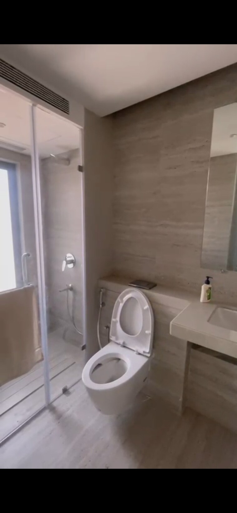 Bathroom, rustomjee-paramount 3 Bedroom 1141 Sq.Ft. Apartment In Khar West Mumbai 9605170