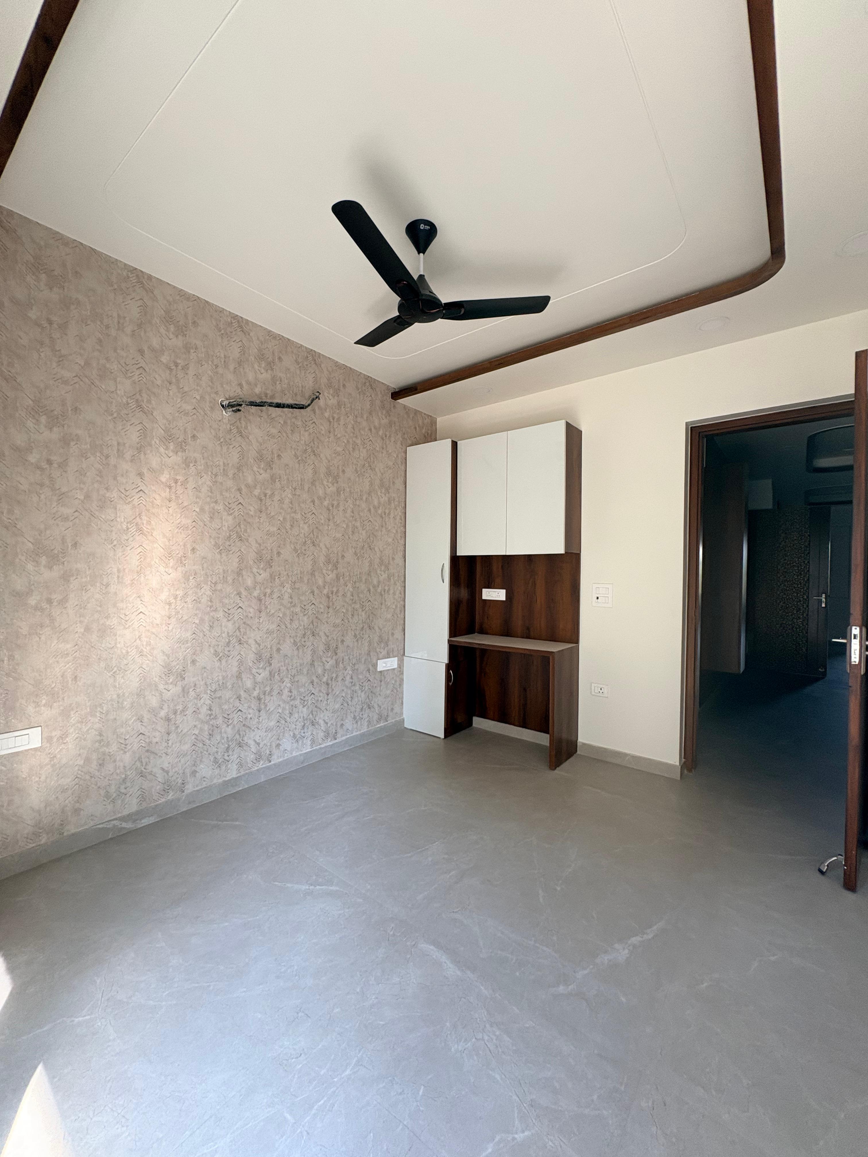 3 BHK Builder Floor For Sale in BPTP District 3