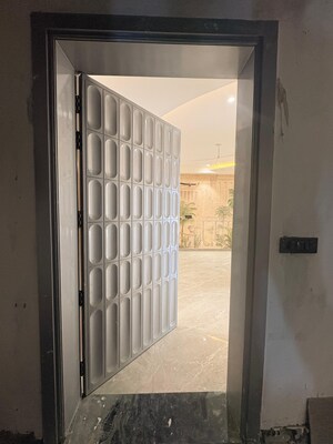 Balcony in 3 BHK Builder Floor at BPTP District 3, Sector 85 – for Sale