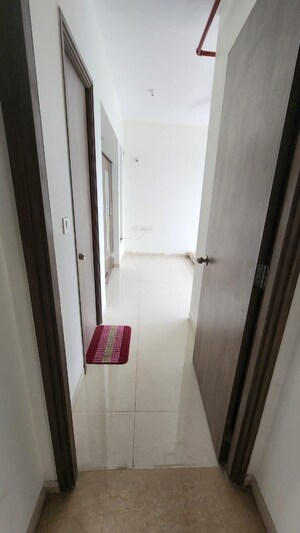 Building Lobby in 2 BHK Apartment at Kalpataru Paramount, Kapur Bawdi – for Rent