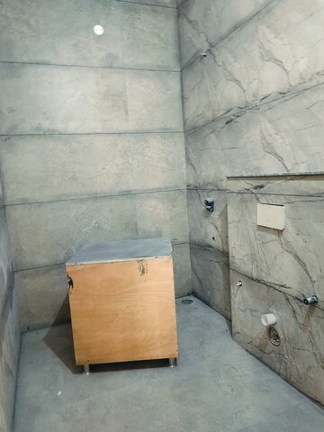 Bathroom in 5 BHK Independent House at Patiala Road – for Sale