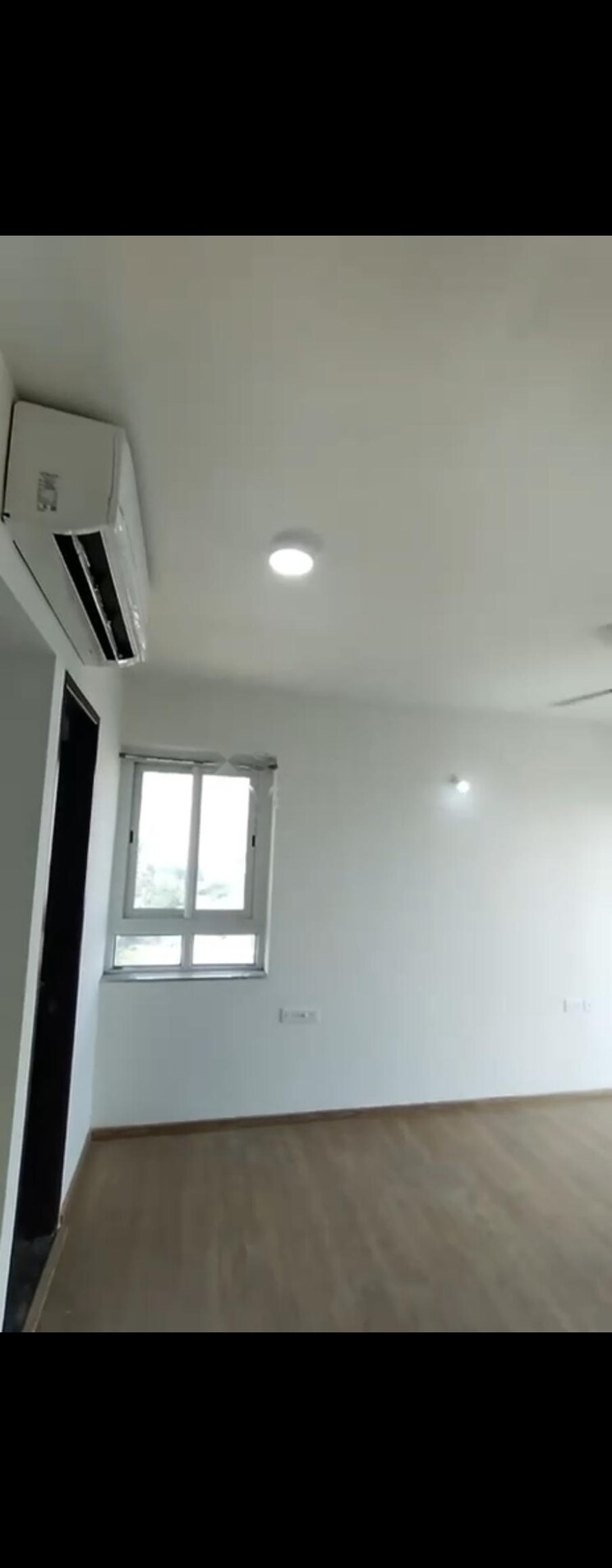 Room, indiabulls-one-indiabulls 3.5 Bedroom 1200 Sq.Ft. Apartment In Pokhran Road No Two Thane 9605362