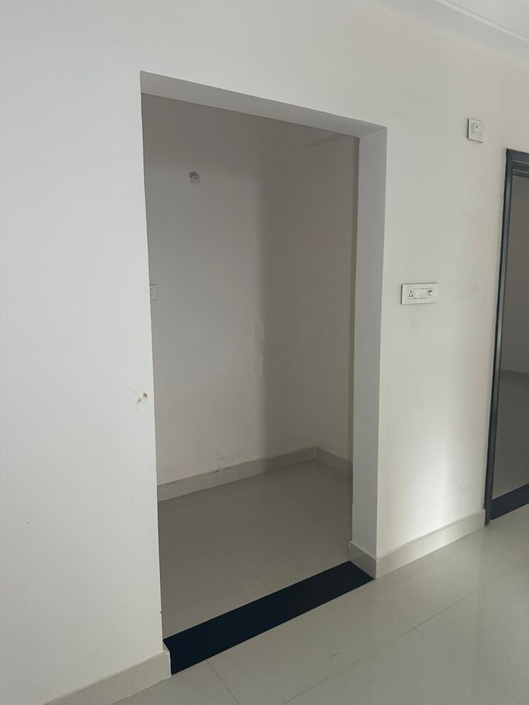 Room, hallmark-treasor 3 Bedroom 1432 Sq.Ft. Apartment In Narsingi Hyderabad 9605372