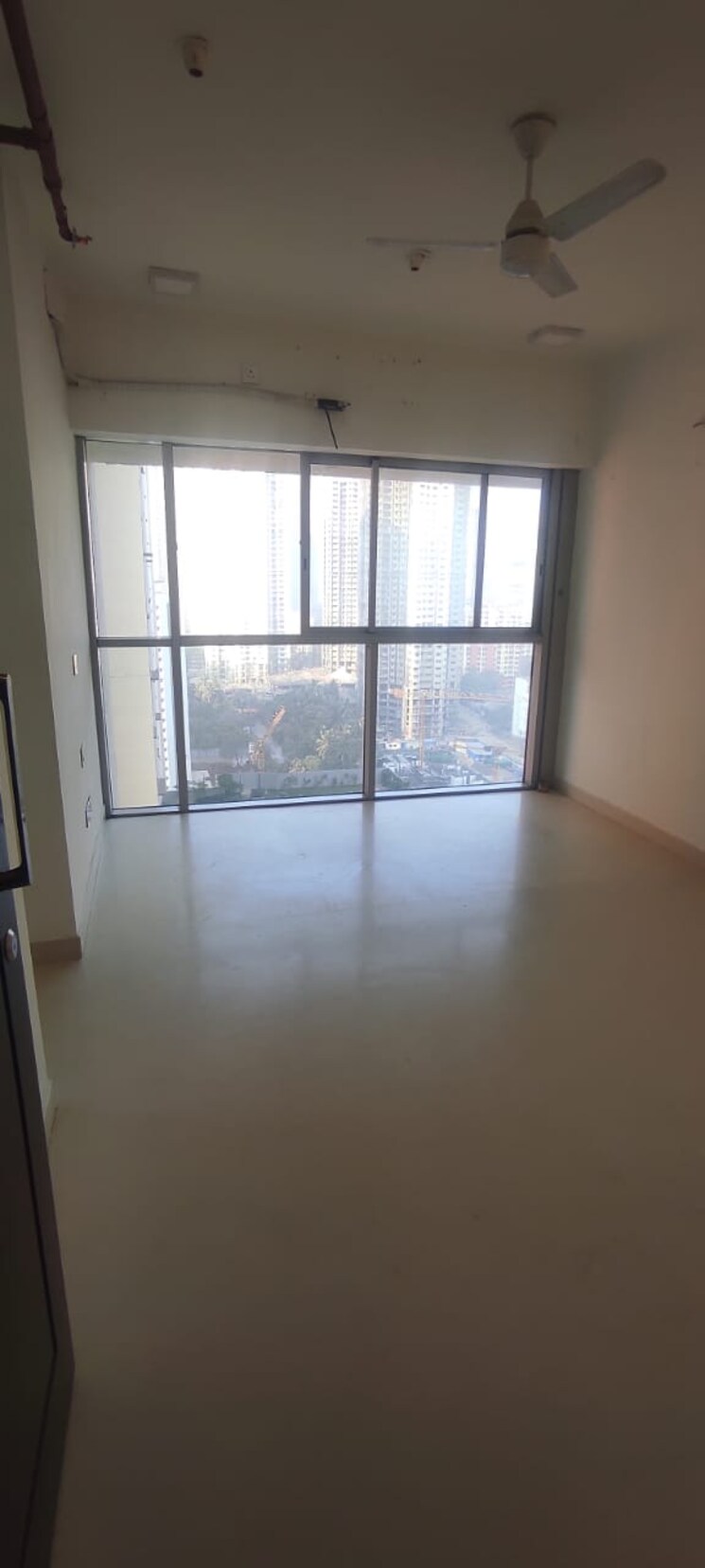 Room, piramal-revanta 1.5 Bedroom 480 Sq.Ft. Apartment In Mulund West Mumbai 9605496