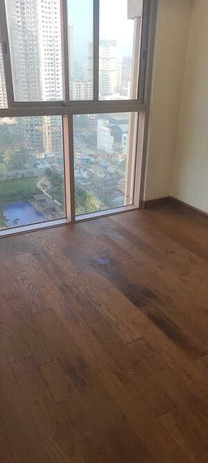 Room in 1.5 BHK Apartment at Piramal Revanta, Mulund West – for Rent