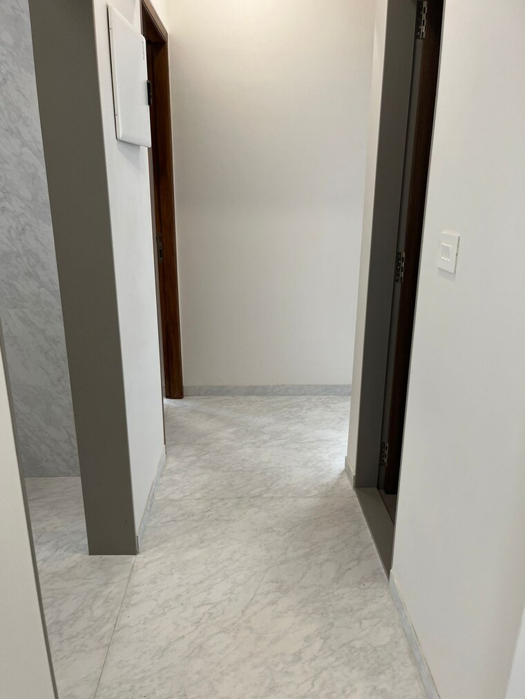 undefined, dadar west 2 Bedroom 800 Sq.Ft. Apartment In Dadar West Mumbai 9605354