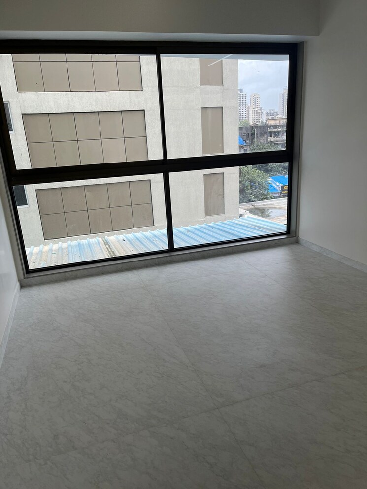 Room, dadar west 2 Bedroom 800 Sq.Ft. Apartment In Dadar West Mumbai 9605354