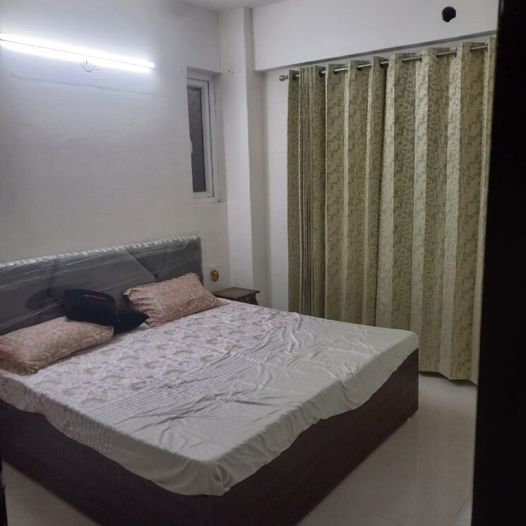 Bedroom, signature-the-serenas 2 Bedroom 614 Sq.Ft. Apartment In Sohna Sector 33 Gurgaon 9605613