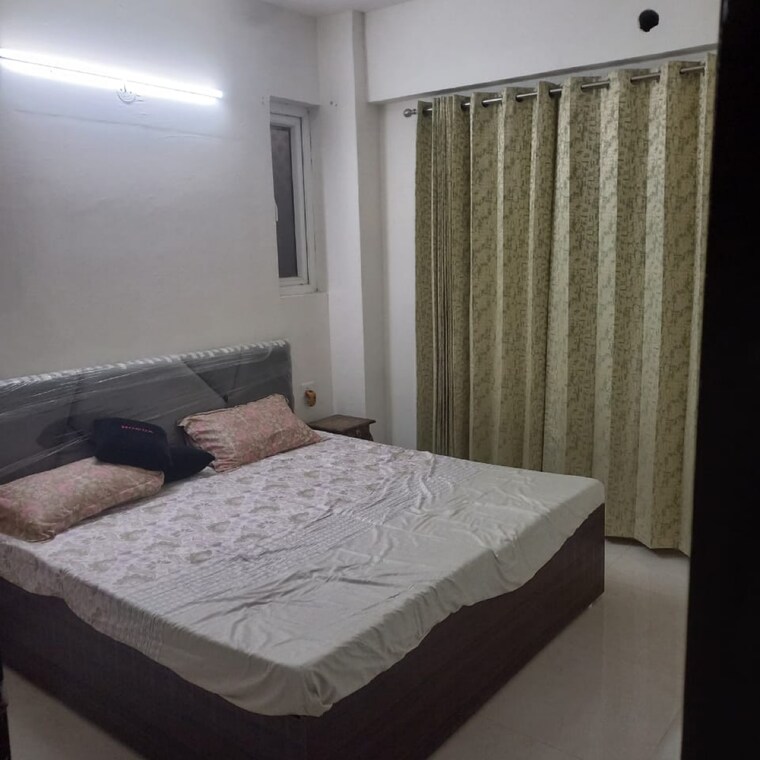 Bedroom, signature-the-serenas 2 Bedroom 614 Sq.Ft. Apartment In Sohna Sector 33 Gurgaon 9605613