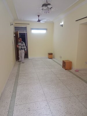 Room in 2 BHK Builder Floor at Uttam Nagar – for Rent