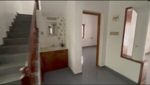 Room in 4 BHK Independent House at Kuttoor – for Sale