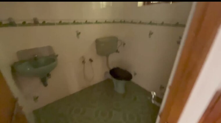 Bathroom, kuttoor 4 Bedroom 2100 Sq.Ft. Independent House In Kuttoor Thrissur 9605535