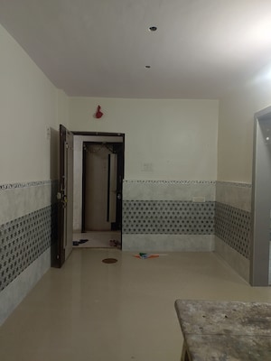 Room in 1 BHK Apartment at Nine Sea Grapes, Nalasopara West – for Rent