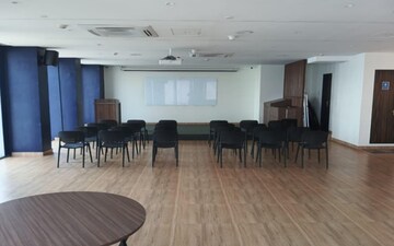   Office Space at Dadar West – for Rent