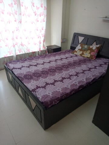 Bedroom in 3 BHK Apartment at United Marvel, Viman Nagar – for Rent
