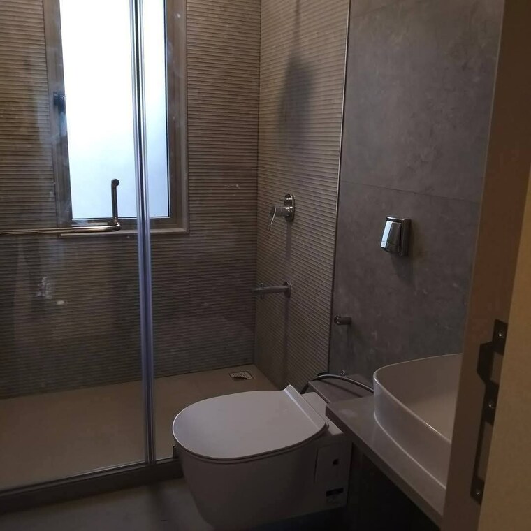 Bathroom, adani-ten-bkc 3 Bedroom 985 Sq.Ft. Apartment In Bandra East Mumbai 9605826